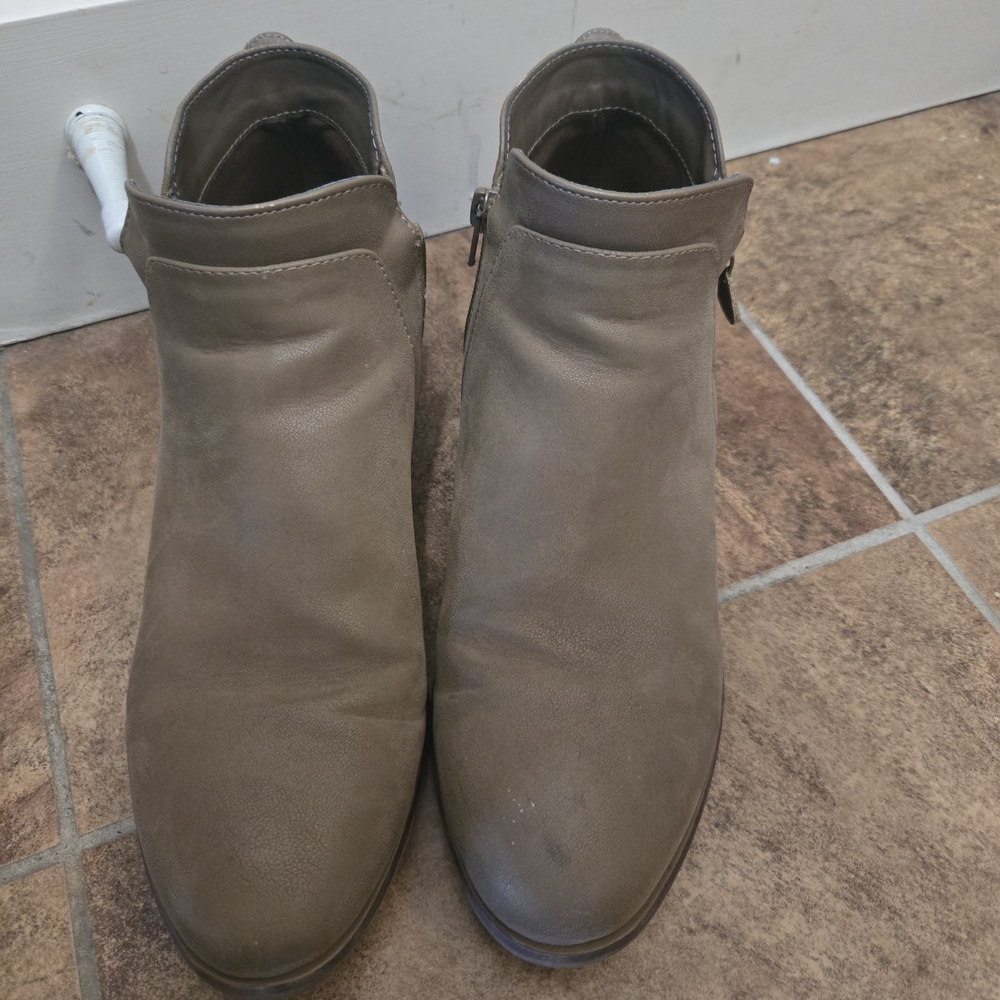 Stylish Brown Ankle Boots